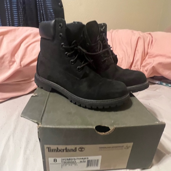 Black worn timberlands - Picture 5 of 5